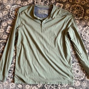 Green Vintage Henley